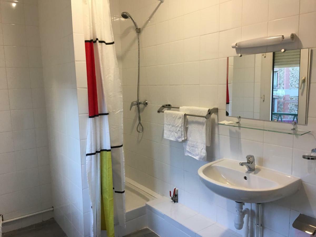 Hotel De Strasbourg Aulnay-sous-Bois Zewnętrze zdjęcie