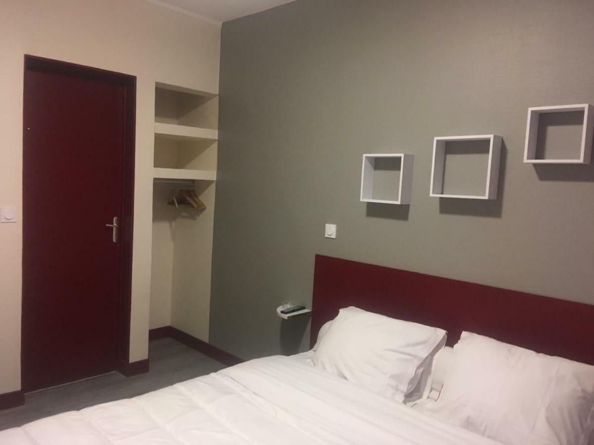 Hotel De Strasbourg Aulnay-sous-Bois Zewnętrze zdjęcie